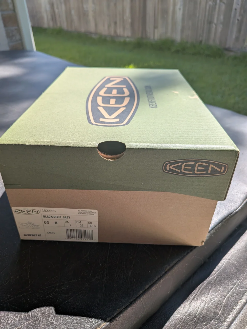 Keen back school